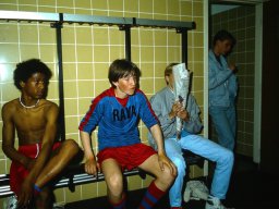 0DIA 1985 ZAALJEUGD DIV